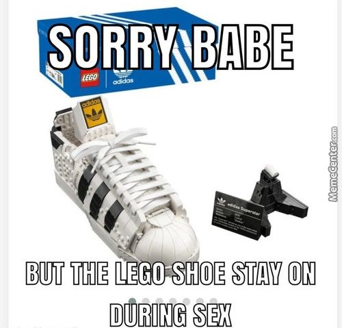 BUT THE LEGO-SHOE STAY ON
