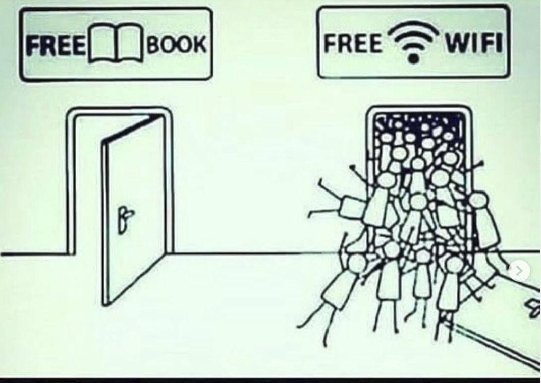 BOOK
FREE WIFI
